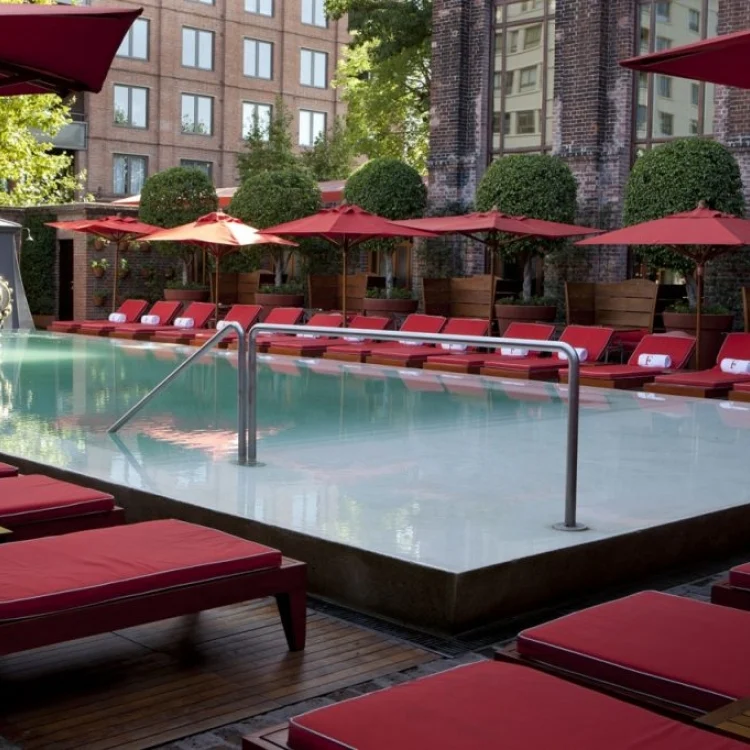 poolbar_01-1280x853-1024x682