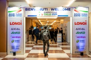 Milano riunirà oltre 1.200 professionisti per analizzare le sfide della transizione energetica e delle energie rinnovabili in Italia