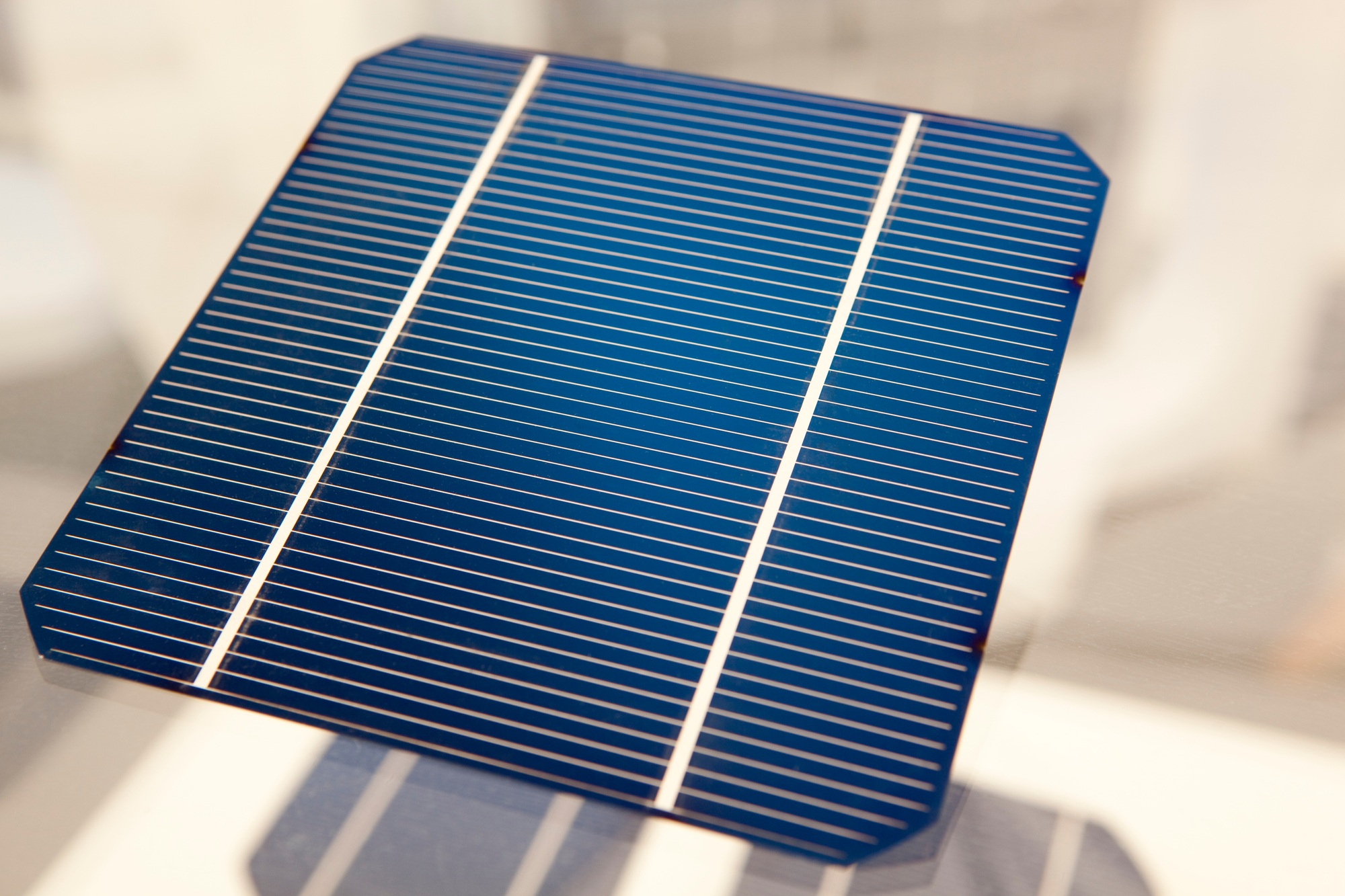 Detalle de una célula solar en un módulo fotovoltaico para representar el parámetro NOCT